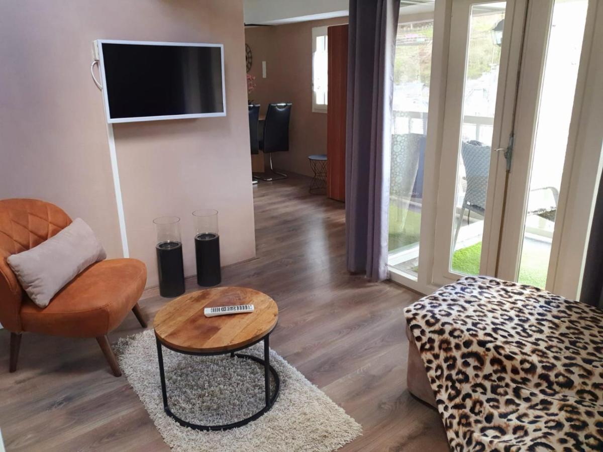 Residenz 4 Jahreszeiten Apartment Моншау Екстериор снимка