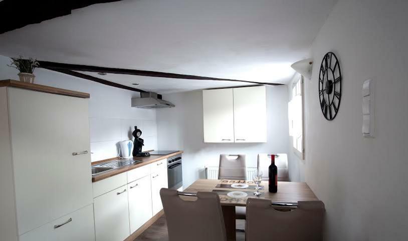 Residenz 4 Jahreszeiten Apartment Моншау Екстериор снимка